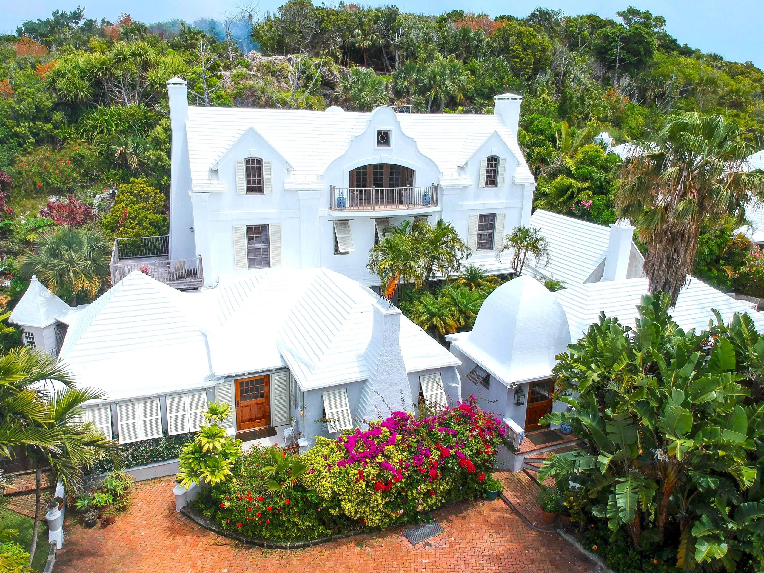 Leamington Caves Bermuda Luxury Home Rental